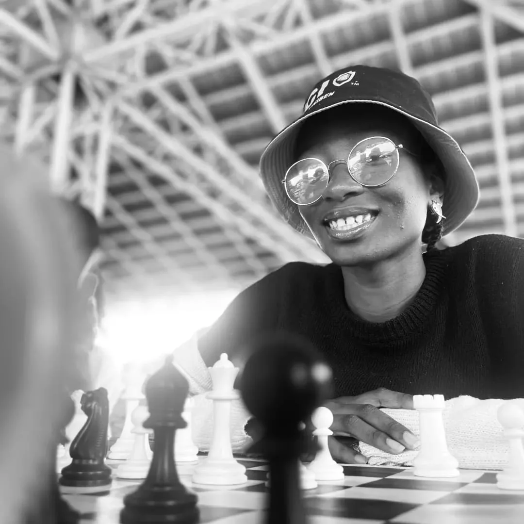 Chess in public photo